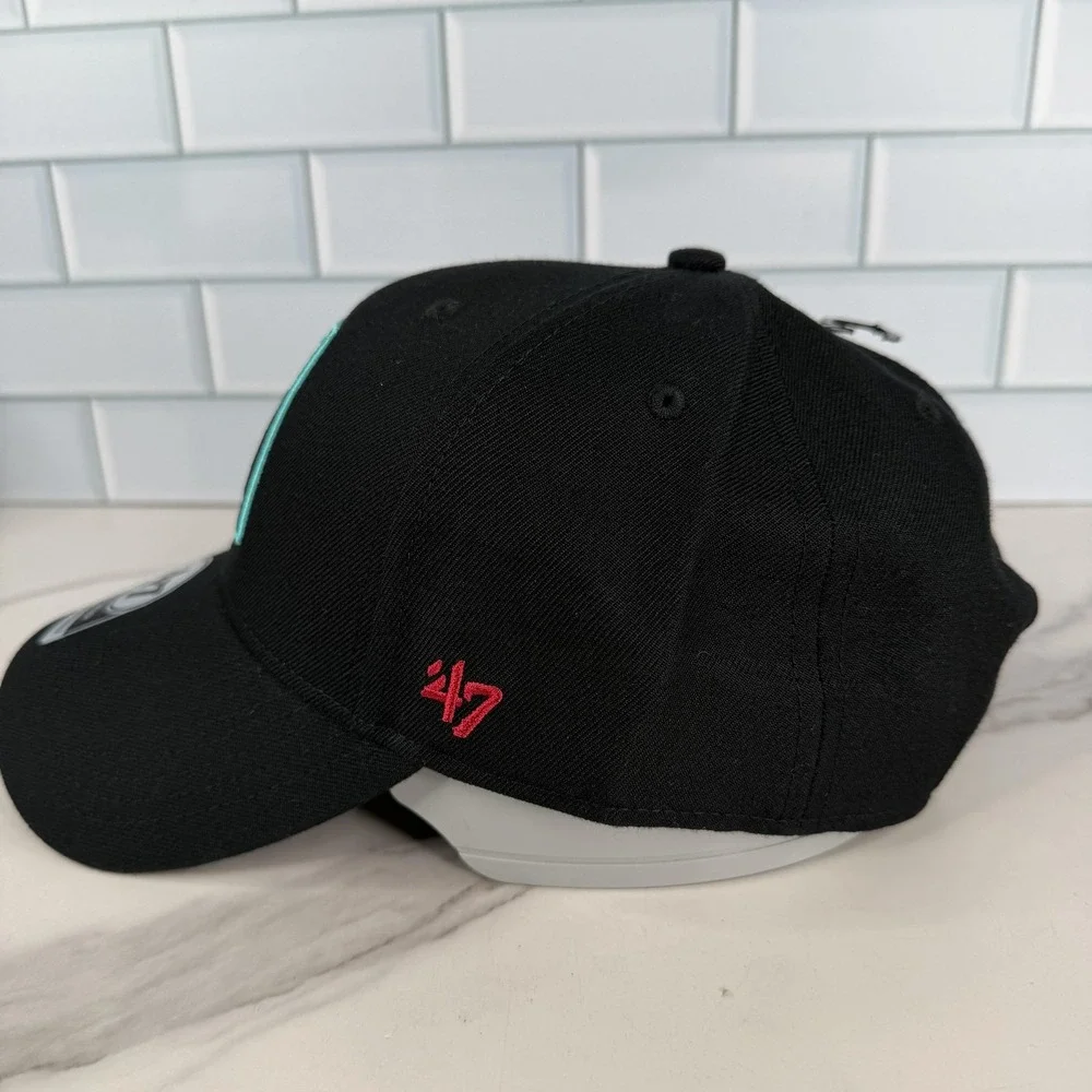 Arizona Diamondbacks Hat Cap Strap Back Mens OSFA Black 47 MVP Baseball Dbacks